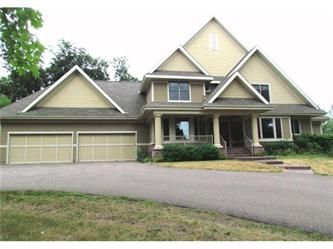 761 Kilt Crt, Hudson, WI 54016