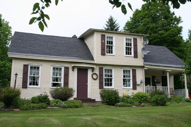 94 Holden Road, Barre, VT 05641