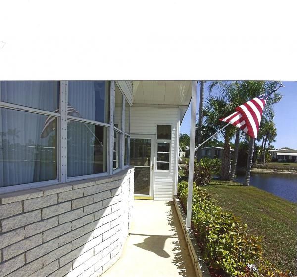 8775 20th St, Vero Beach, FL 32966