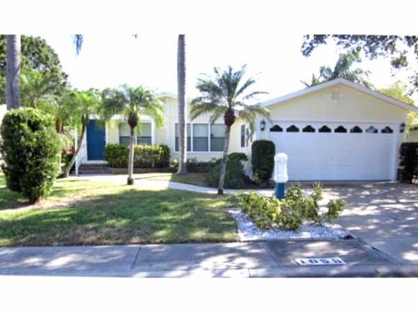 1058 La Paloma Blvd, North Fort Myers, FL 33903