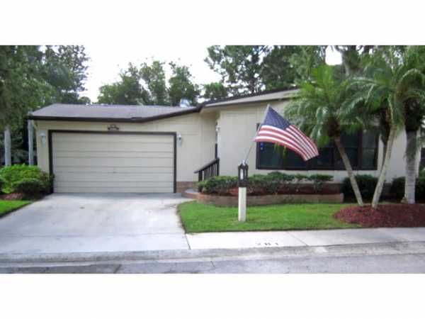 281 Las Palmas Blvd, North Fort Myers, FL 33903