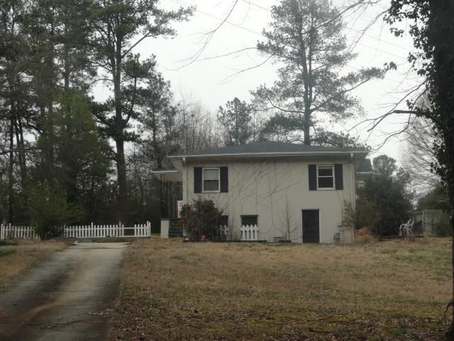 4828 Lakewood Drive, Acworth, GA 30101