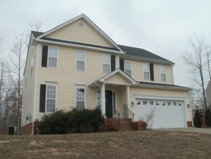 7137 Lake Caroline D, Chesterfield, VA 23832