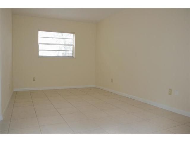 3176 SW 27 AV # 5, Miami, FL 33133