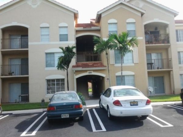 4180 San Marino Blvd #106, West Palm Beach, FL 33409