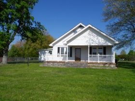 318 Wilkinson Ln, White House, TN 37188