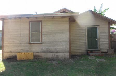 739 Canton, San Antonio, TX 78202