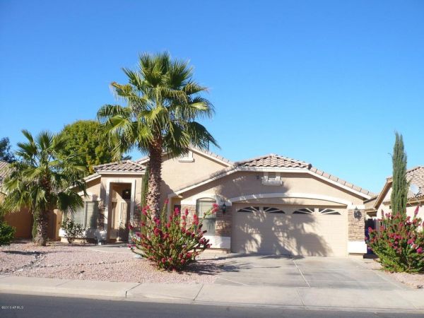 2298 E ROBIN Lane, Gilbert, AZ 85296