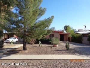 5720 E Rosewood St, Tucson, AZ 85711