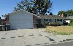 1421 W Vine St, Lodi, CA 95242