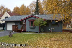 17705 S Juanita Loop, Eagle River, AK 99577