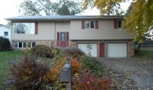 1509 Wellington Cres Faribault, MN 55021