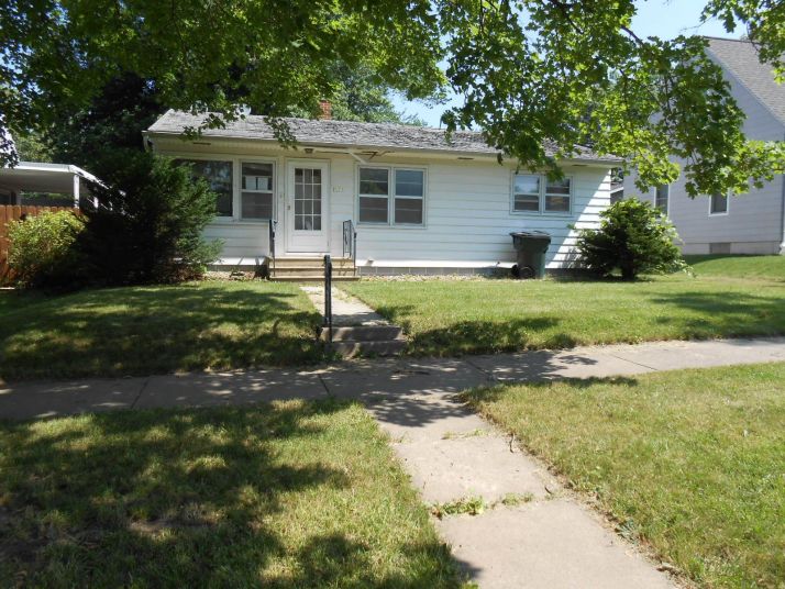 1171 Bourland Ave, Waterloo, IA 50702