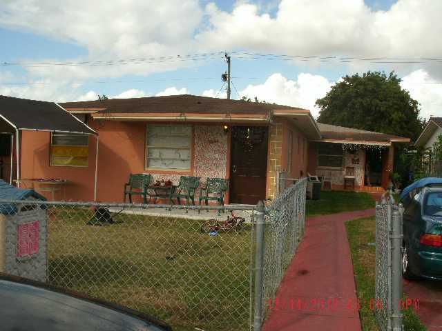 9221 SW 37 ST, Miami, FL 33165