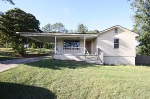 8 Spring Valley Rd, Phenix City, AL 36870