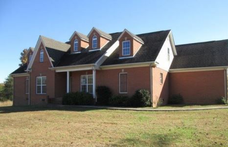 30 Rea Dr, Summerville, GA 30747