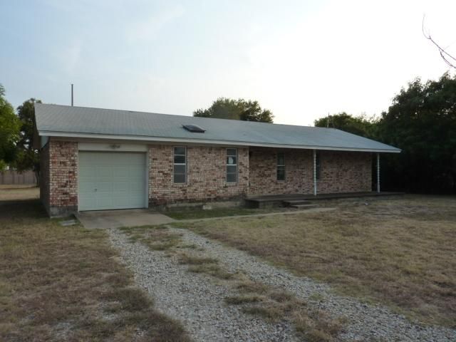 2916 Gardner Rd, Weatherford, TX 76087