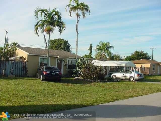 6118 PLUNKETT ST, Hollywood, FL 33023