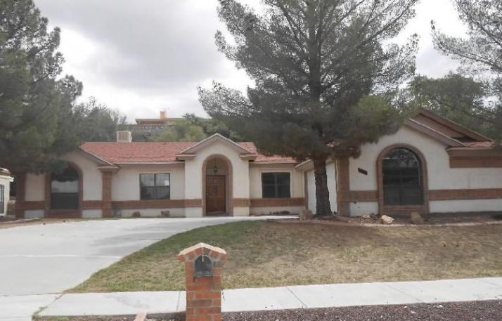 612 Alto Penasco Pl, El Paso, TX 79912