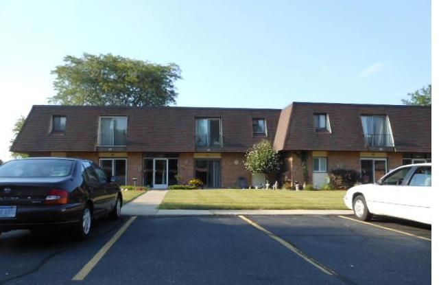 4819 Gull Rd Apt 17, Lansing, MI 48917