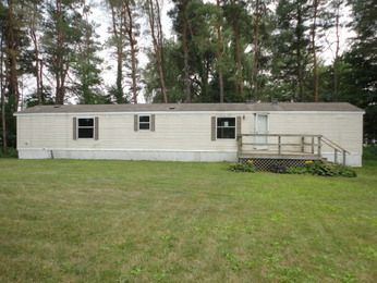 27 Peterman Dr, Stanton, MI 48888