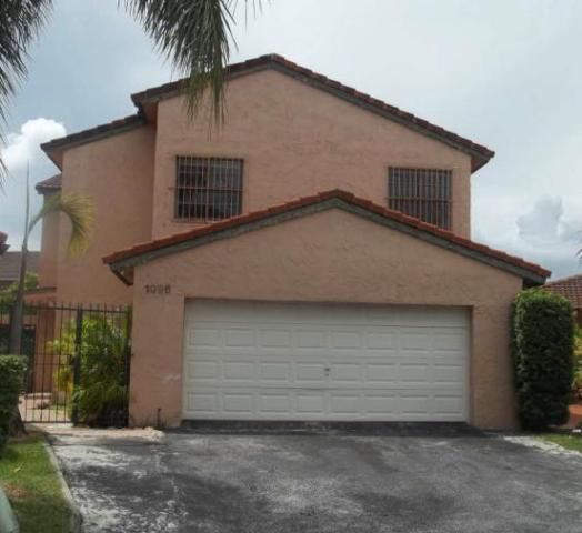 1096 Sw 134th Ct, Miami, FL 33184