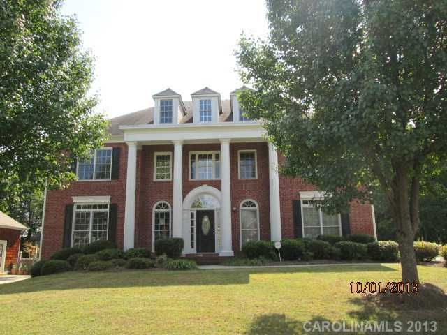 2416 Arden Gate Ln, Charlotte, NC 28262