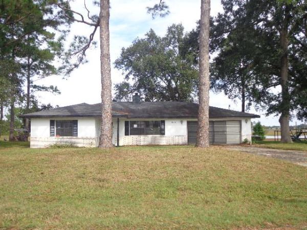 1970 W Chapel Dr, Deltona, FL 32738