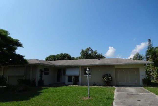 4220 Palm Tree Boulevard, Cape Coral, FL 33904