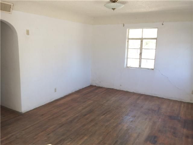 1003 N Fourth Street, Las Cruces, NM 88001