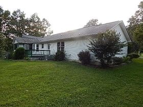 1033 Ridley Dr, Crossville, TN 38572