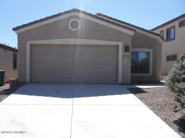 154 E Calle Puente Lindo, Sahuarita, AZ 85629