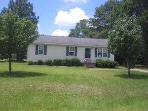 111 Greenbriar Ln, Rockingham, NC 28379