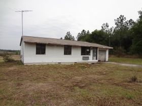 10027 Pine Island Rd, Clermont, FL 34711