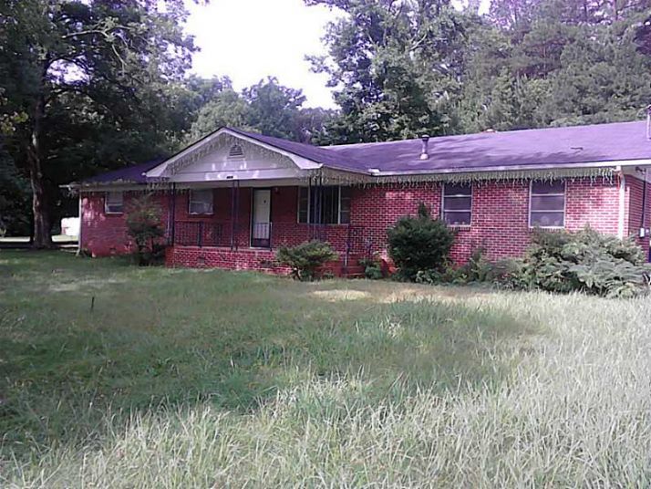 1916 Riverbend Road, Dalton, GA 30721