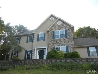 1560 Potter Dr, Pottstown, PA 19464