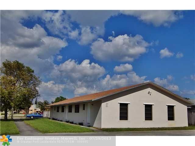 5845 TYLER ST, Hollywood, FL 33021