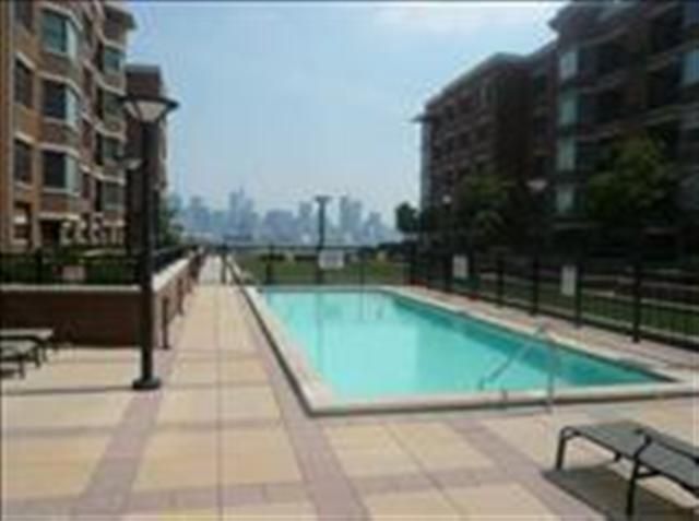 22 AVENUE AT PORT IMPERIAL, West New York, NJ 07093