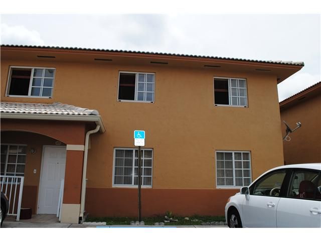 2461 W 76 ST # 203, Hialeah, FL 33016