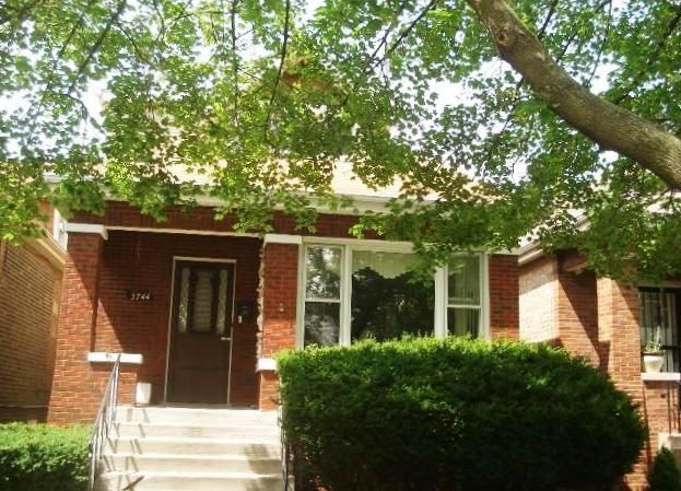 3744 West 61st Place, Chicago, IL 60629