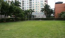 2000 N BAYSHORE DR # 327 Miami, FL 33137