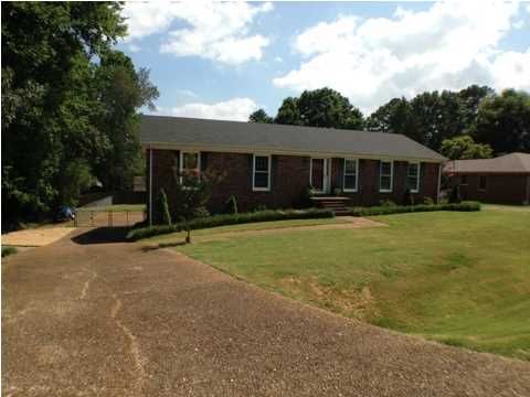 414 Wright Dr., Florence, AL 35630