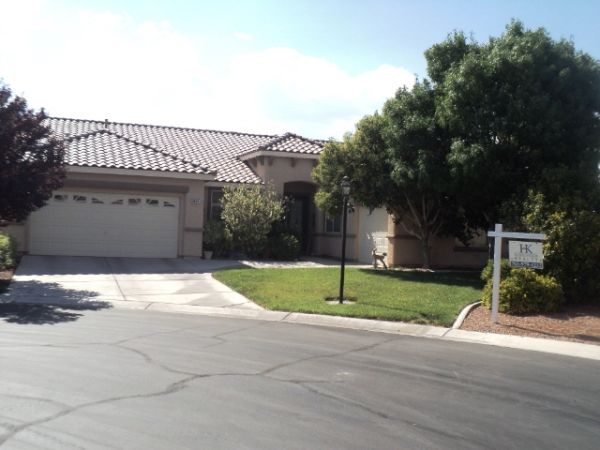 8609 Spotted Fawn  Court, Las Vegas, NV 89131