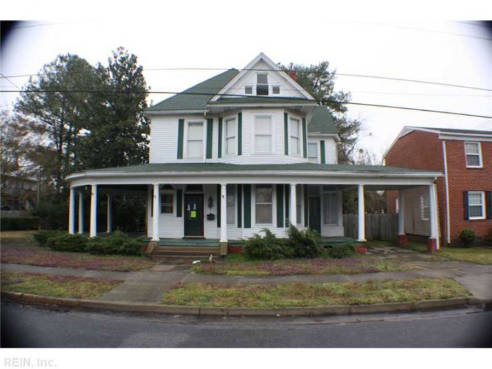 206 Linden Ave, Suffolk, VA 23434