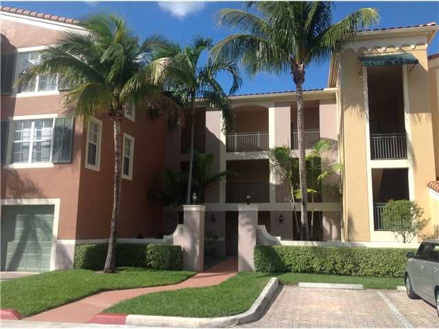 11780 ST ANDREWS PL # 305, West Palm Beach, FL 33414