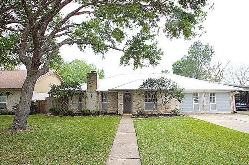 207 SHERWOOD, Alvin, TX 77511