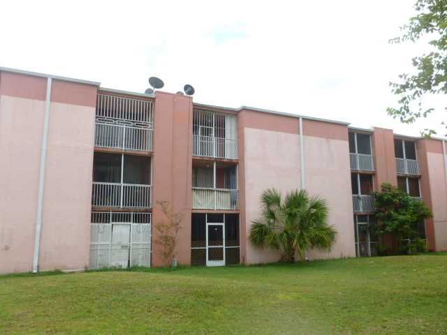 19841 SW 114 AV # 109, Miami, FL 33157