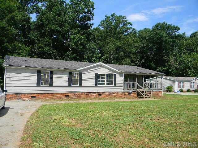 135 South East Sweetwat, Statesville, NC 28625