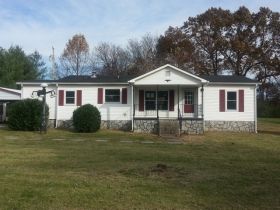 4618 Woodrow Wilson Rd, Springfield, TN 37172