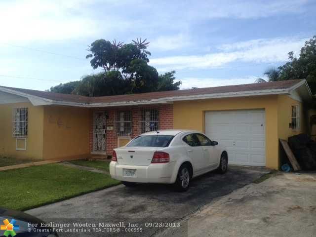 8922 SW 127TH TER, Miami, FL 33176